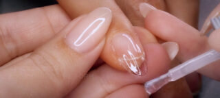 Read more about the article Builder Gel (in a Bottle) Nail Course